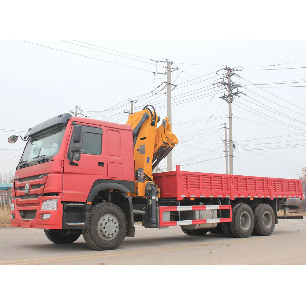 HOWO Fold Arm Crane Truck