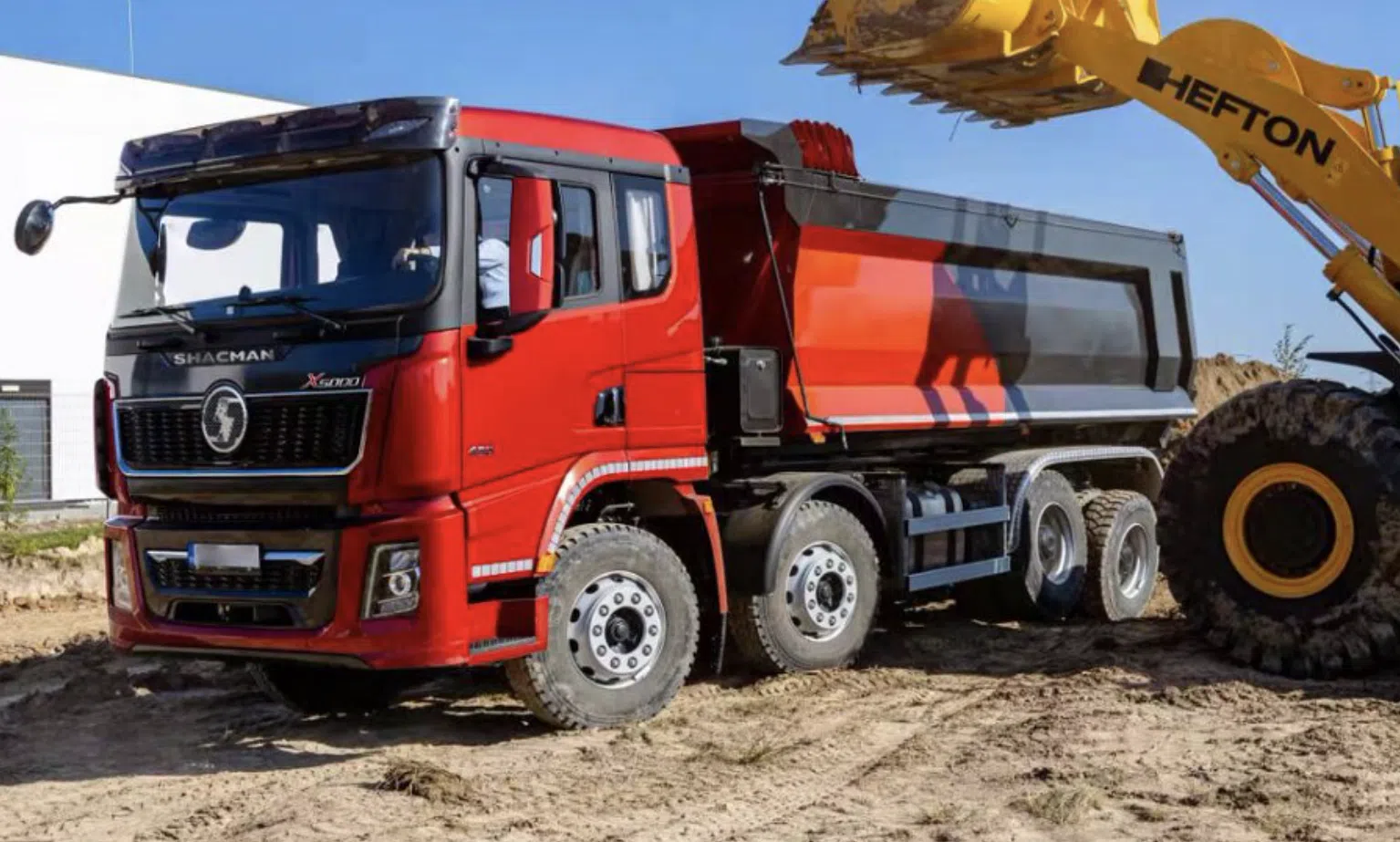 SHACMAN X5000 8×4 Dump Truck
