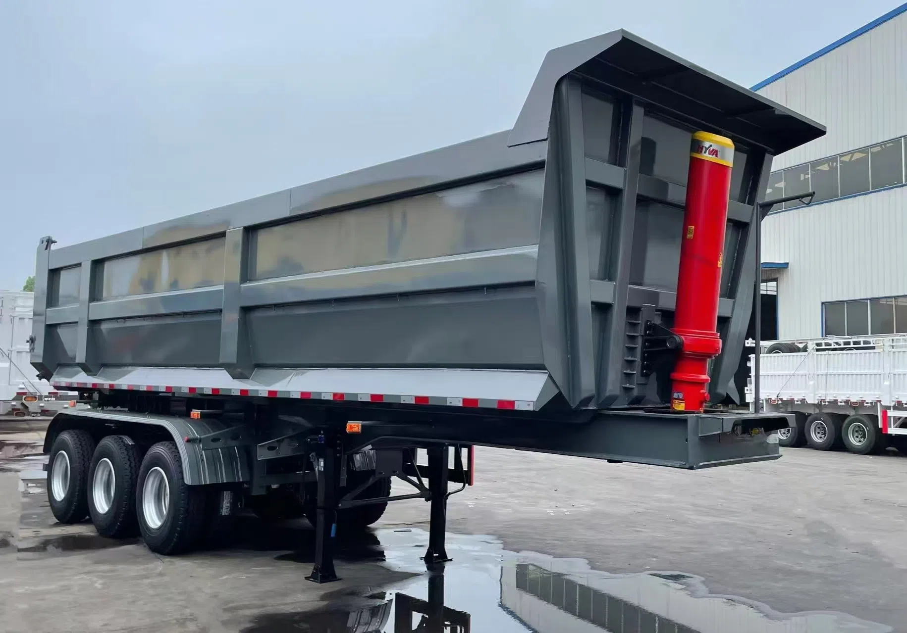 dump trailer back.webp