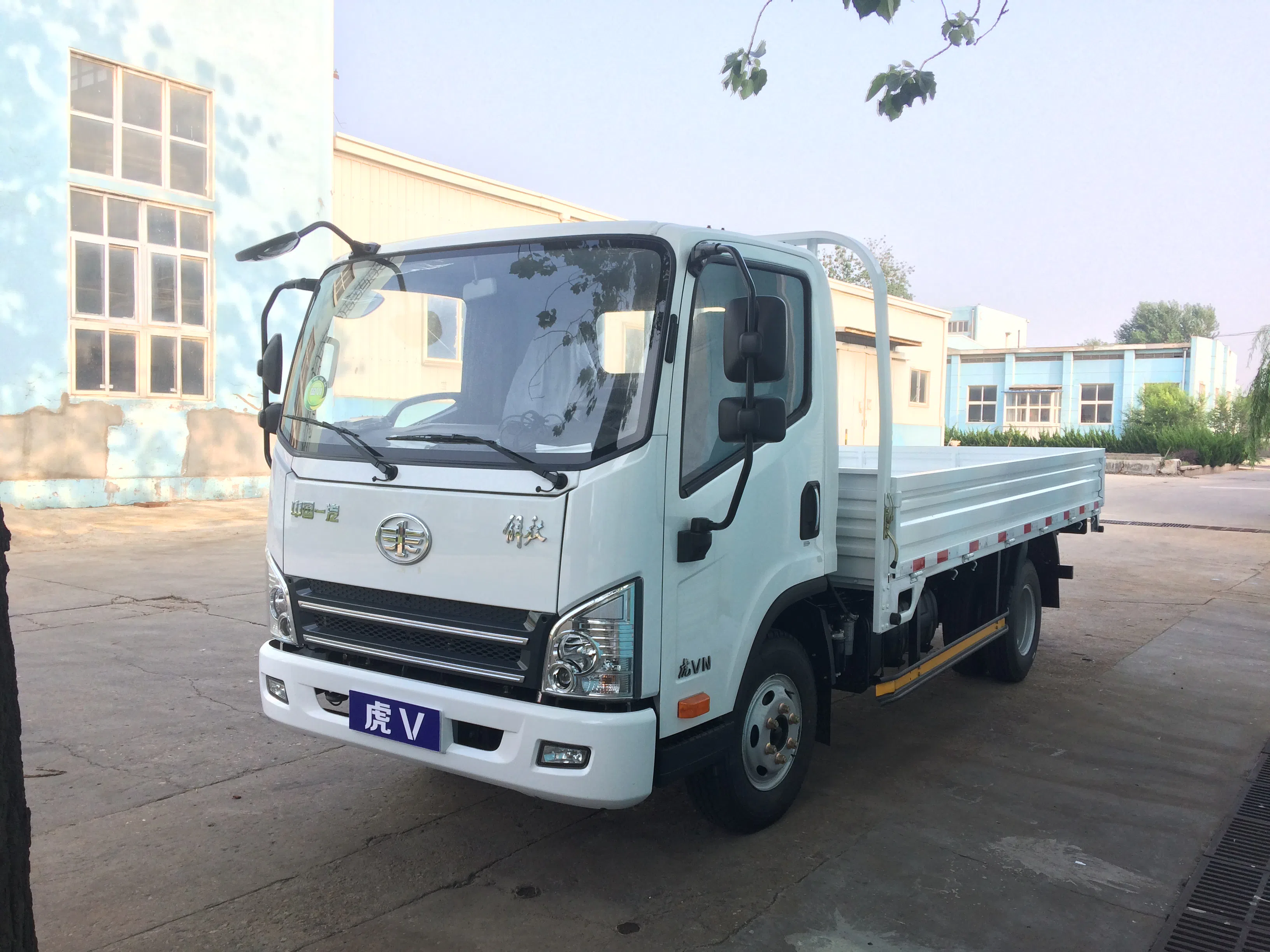 Faw Tiger 4x2 Flatbed Cargo Truck
