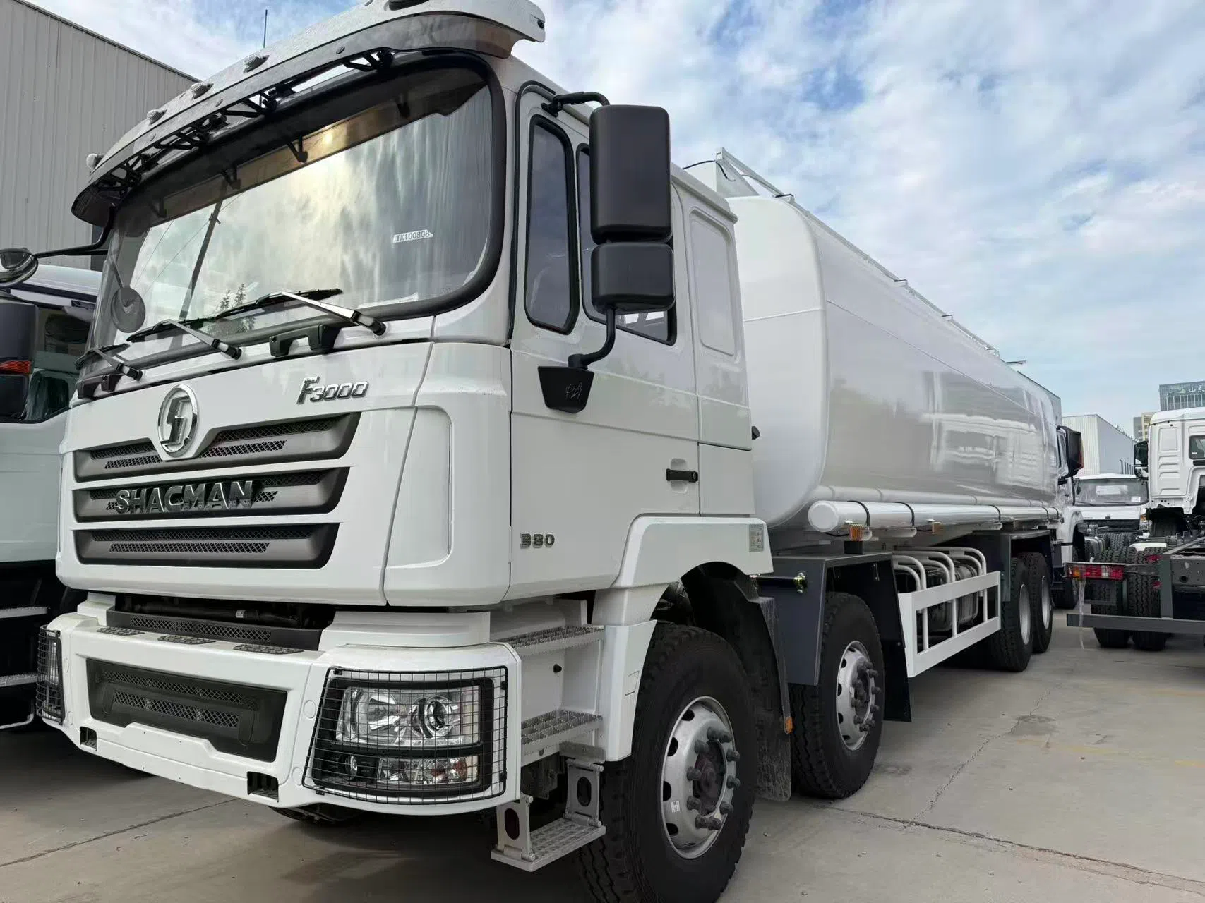 Shacman F3000 8x4 Fuel Tank Truck
