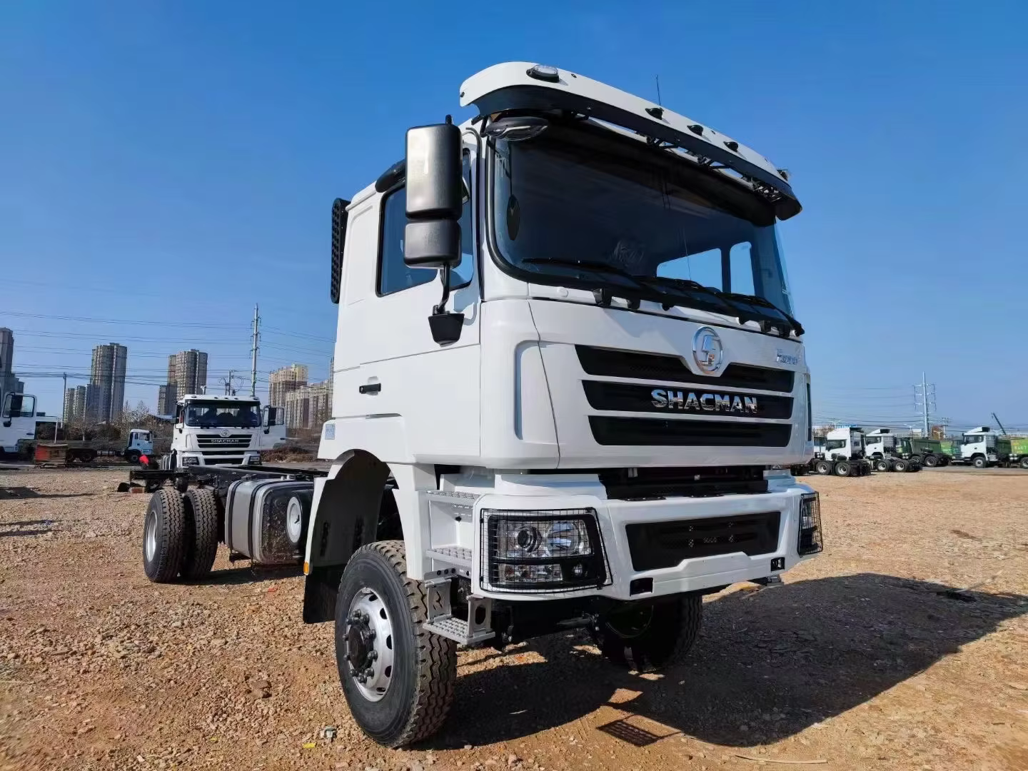 Tracteur Shacman F3000 4x2