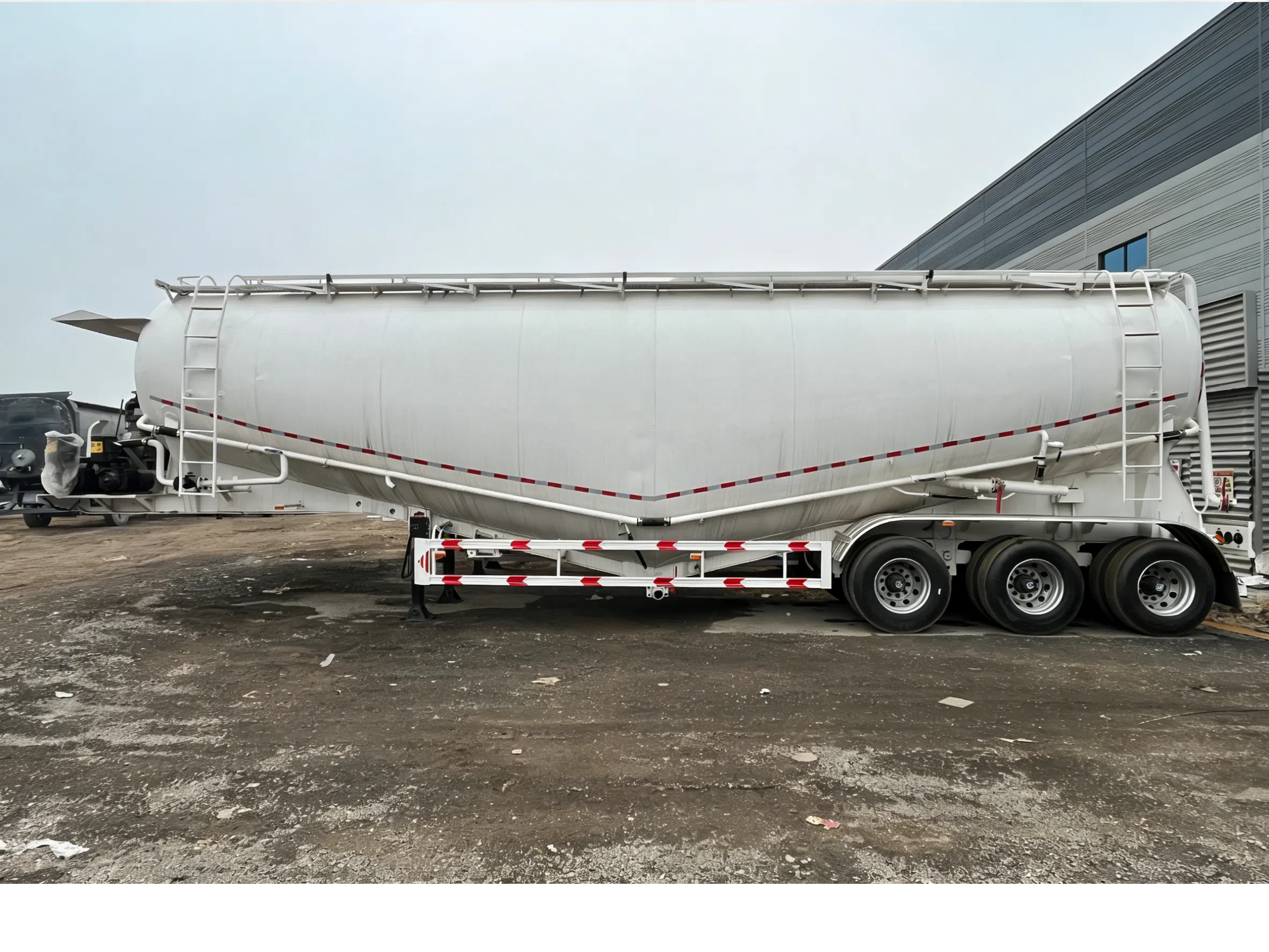 Cement tank trailer