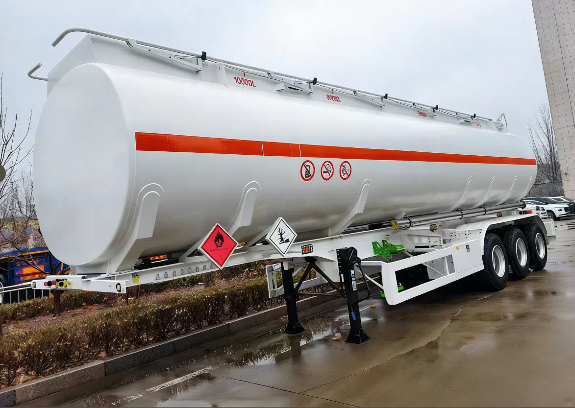Fuel tank trailer.webp
