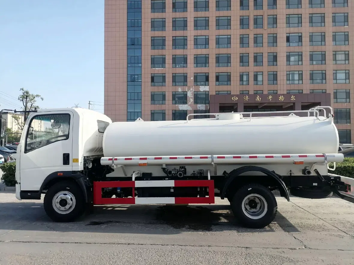 Light Sprinkler truck