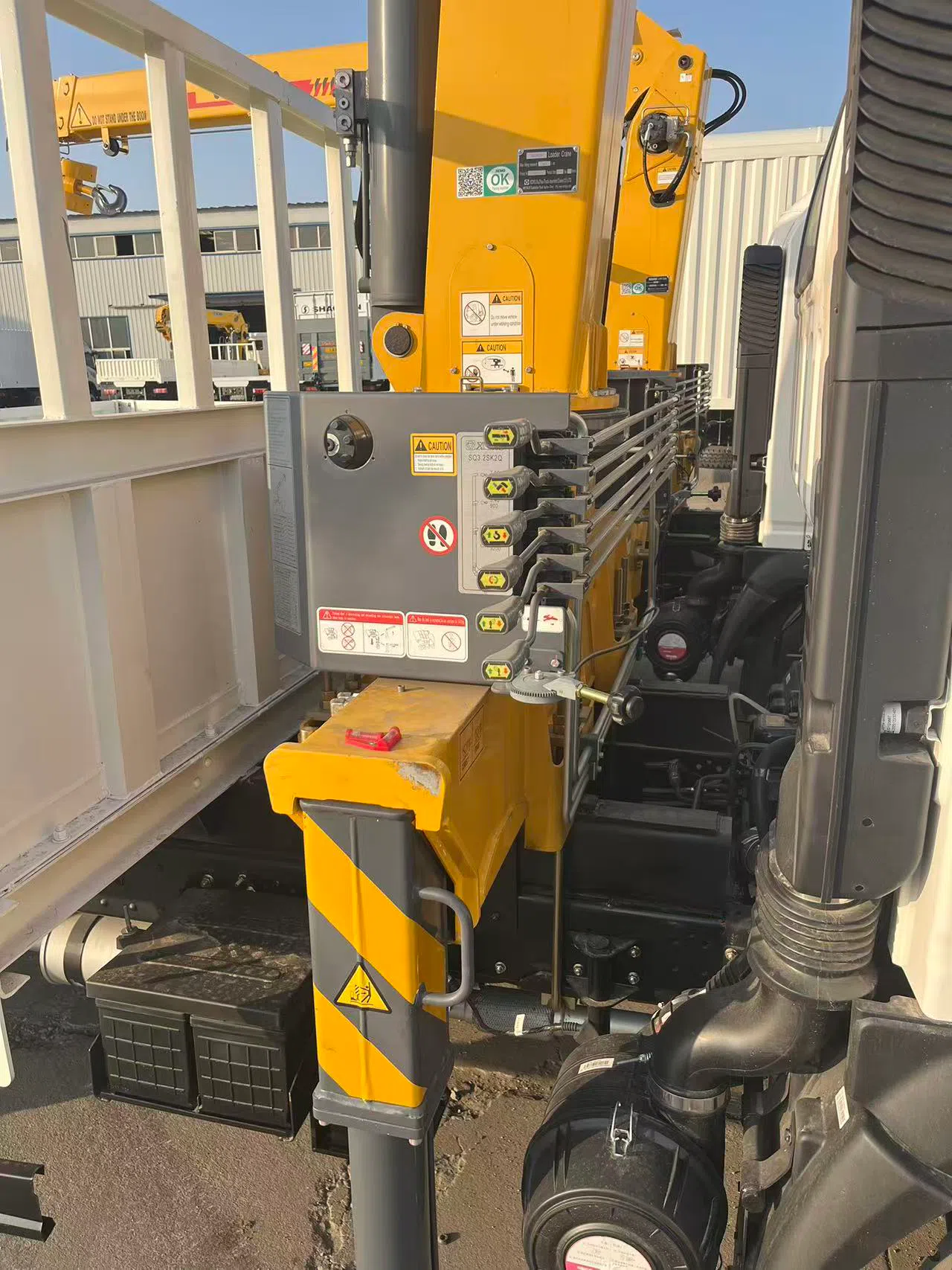 crane truck1.webp