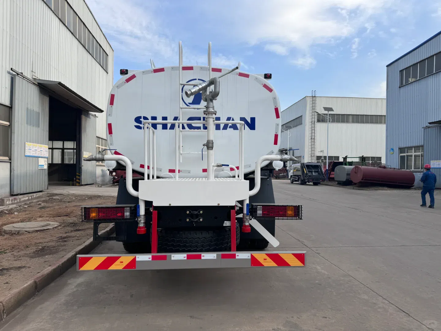 Shacman F3000 6x4 Sprinkler Truck