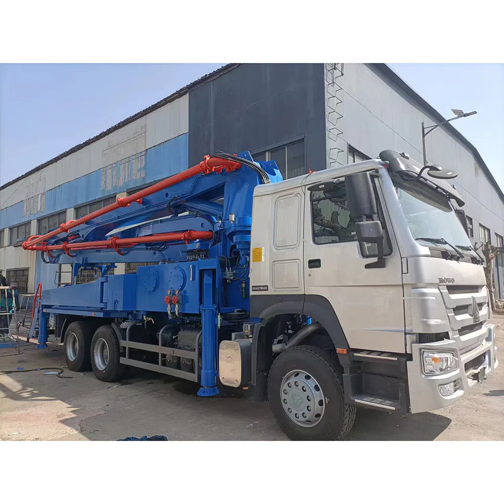 HOWO Concrete Pump Truck