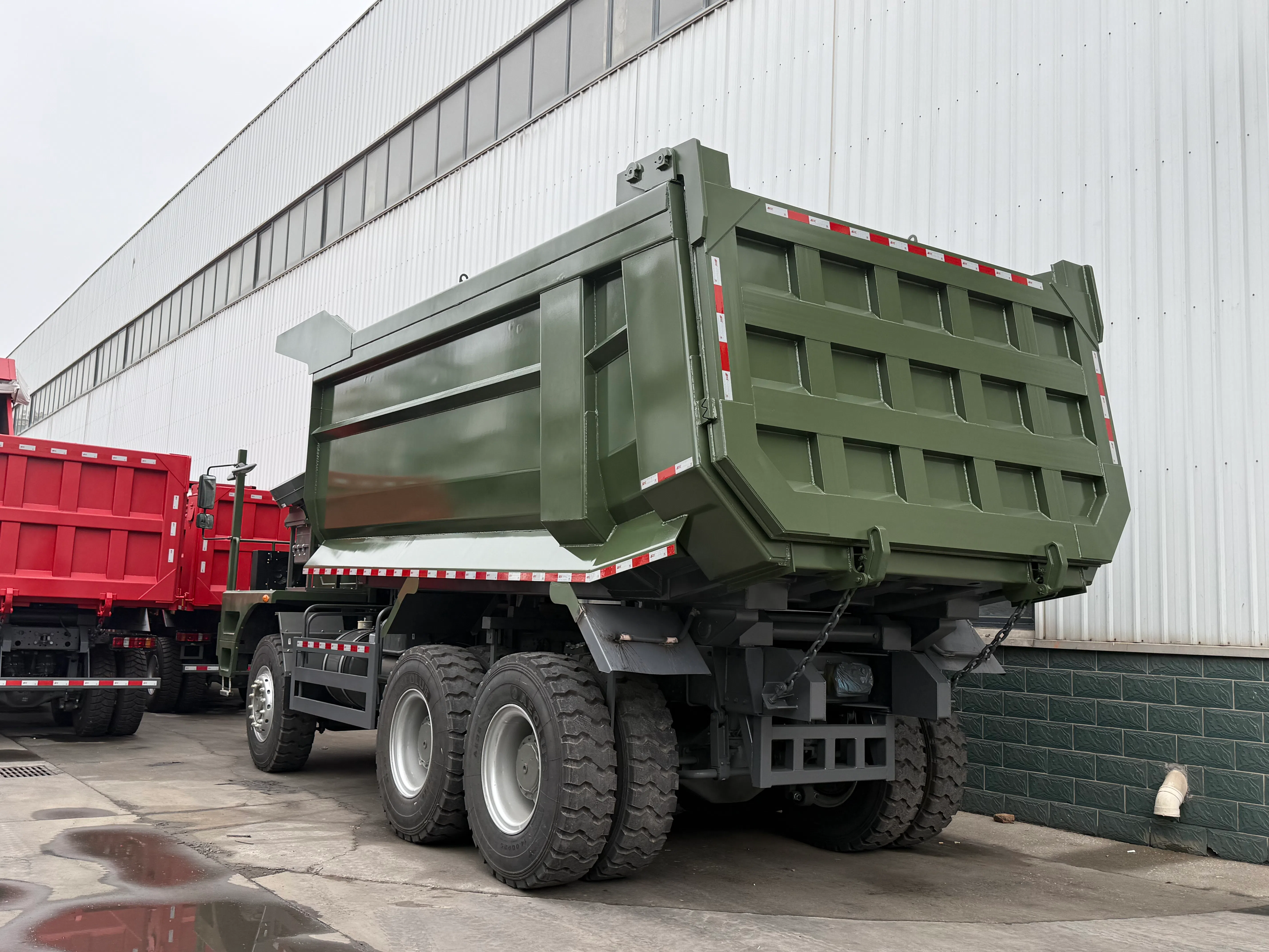 90 tons mining truck