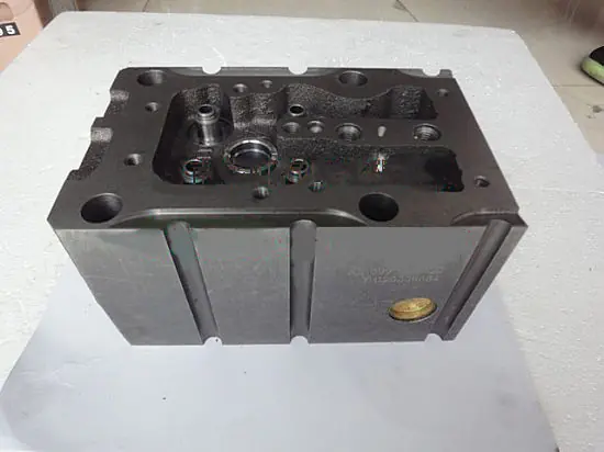 CYLINDER CAP