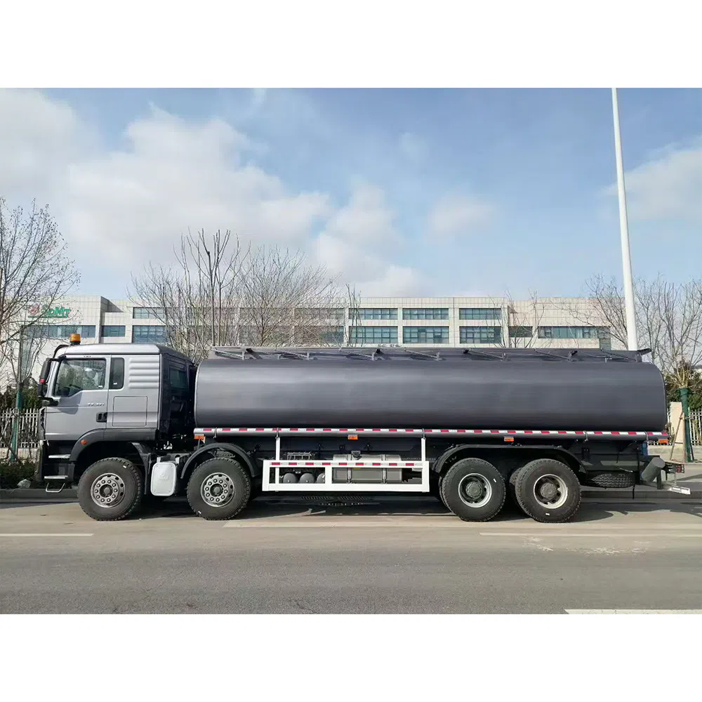 HOWO TX 8x4 Fuel Tank Truck