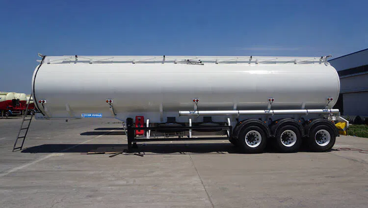 Shacman Fuel tank trailer
