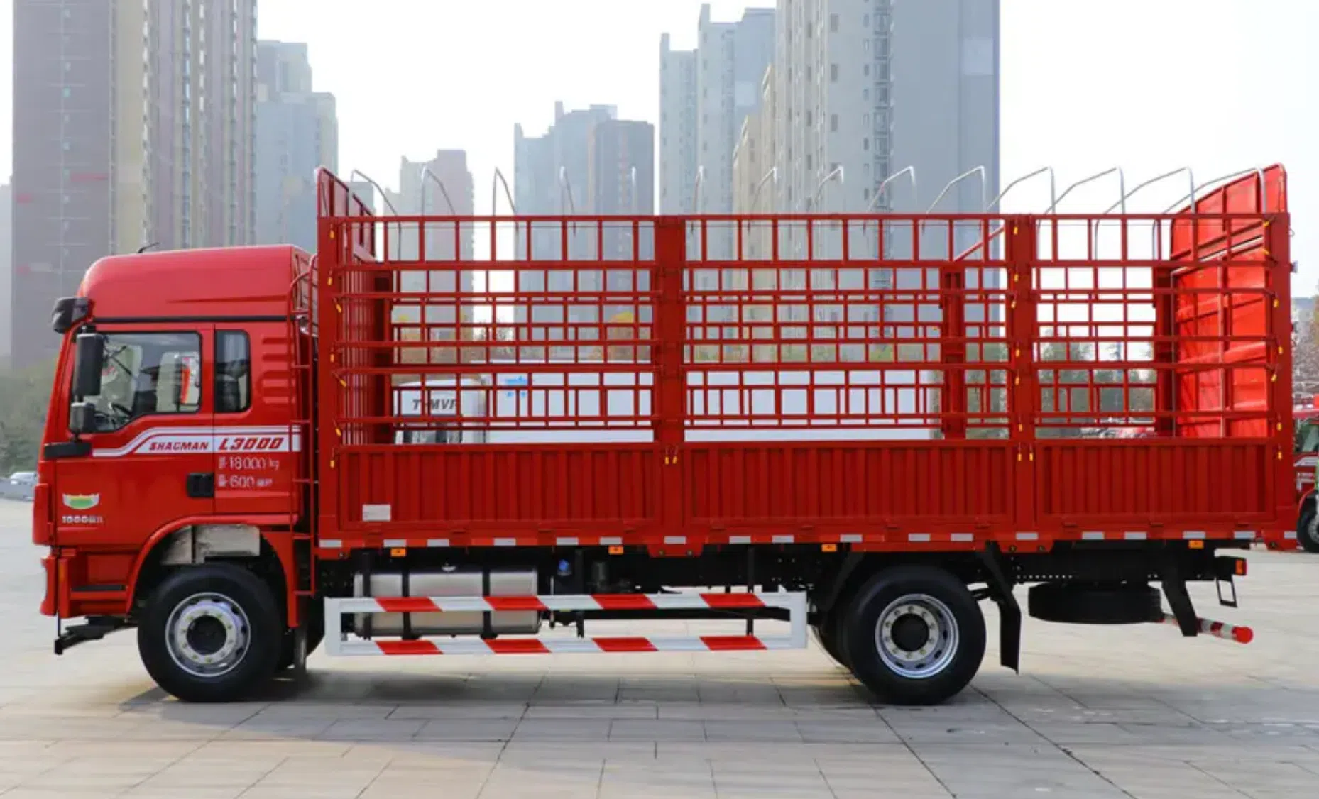 Drop side cargo truck.webp