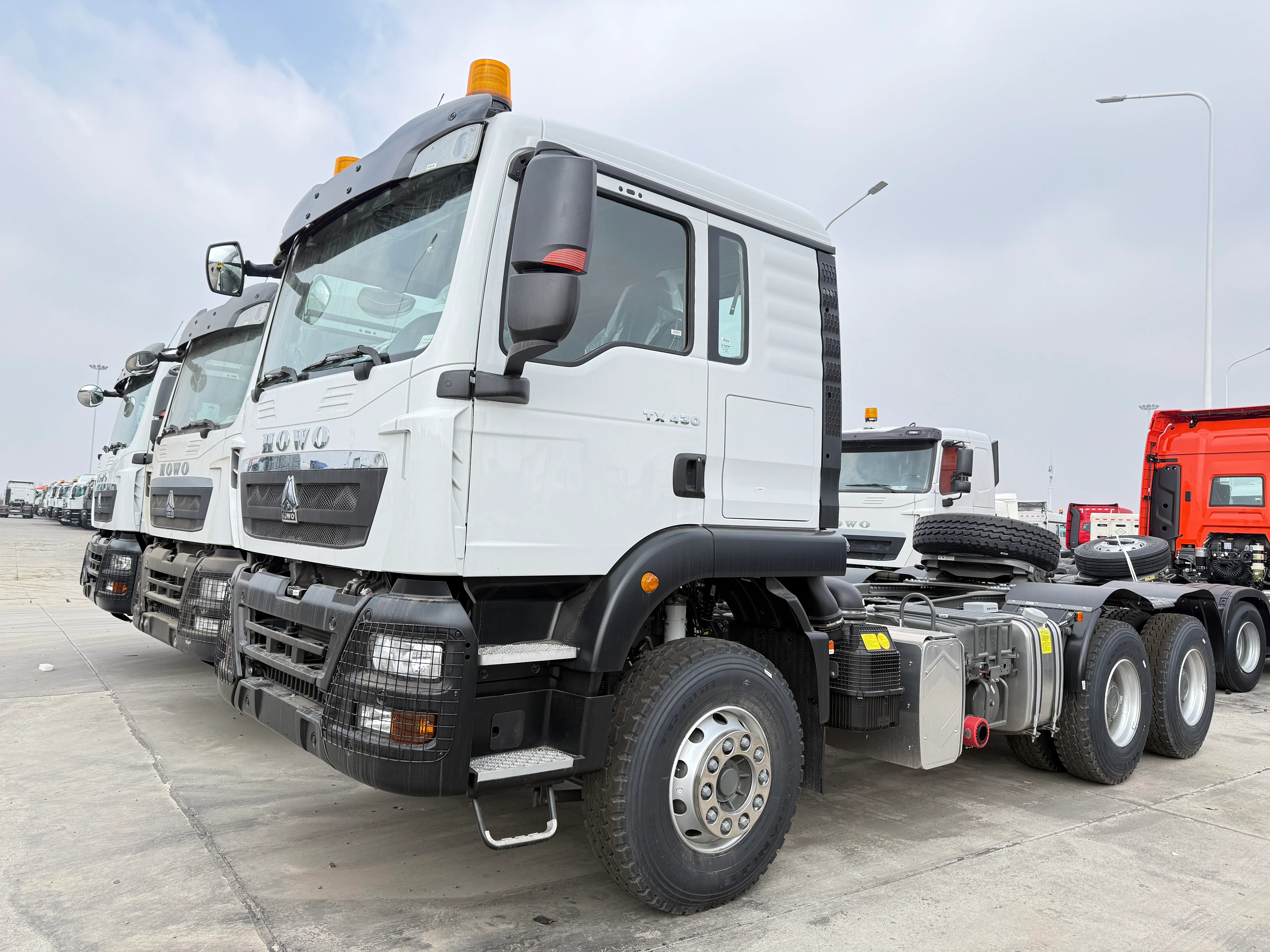HOWO TX 6×4 Tractor Truck