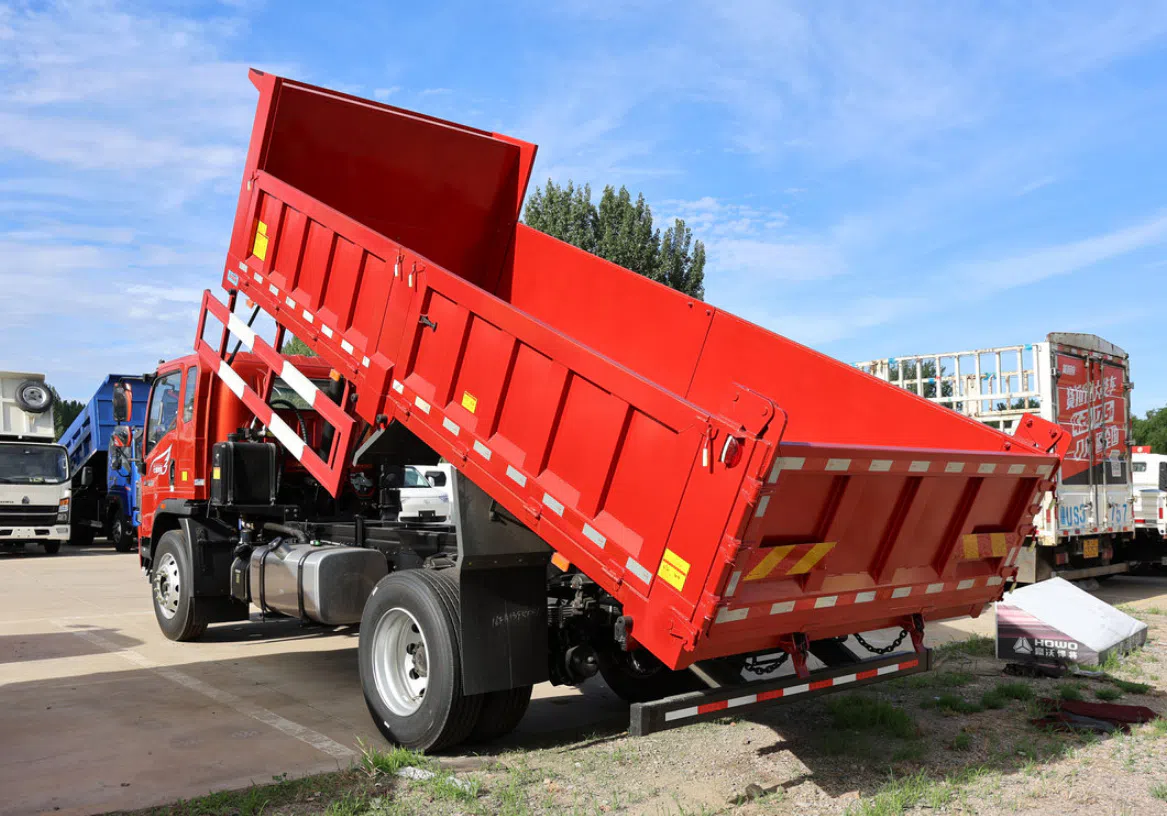 Light-duty truck dump truck.webp