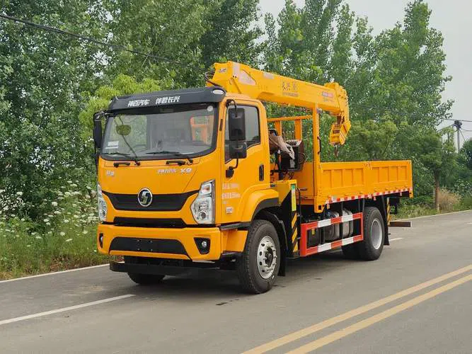 Lorry mounted crane.webp