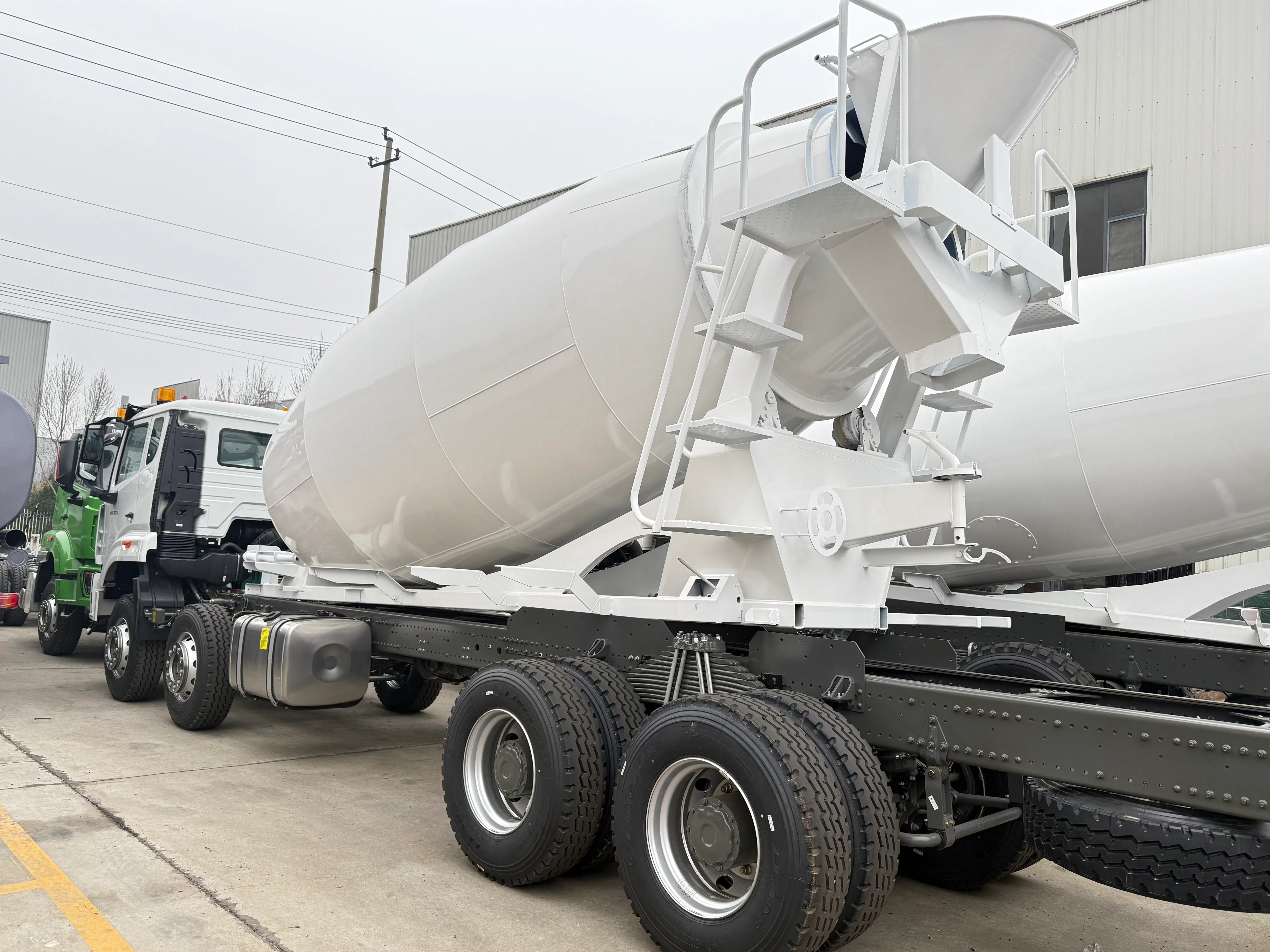 Mixer truck 5.webp