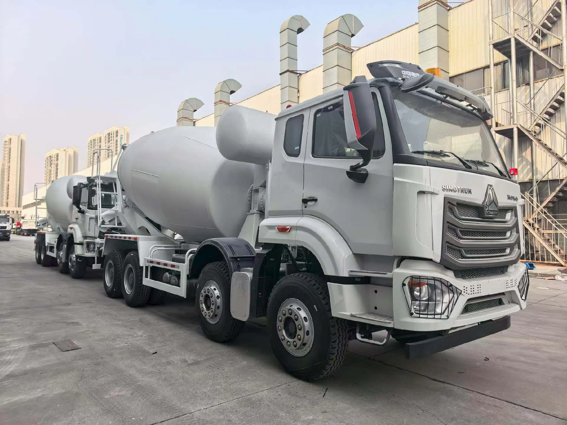 HOWO NX 8×4 Concrete Mixer Truck