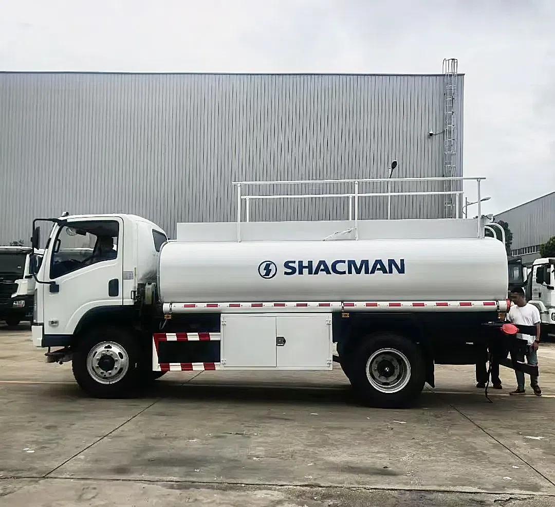 Camion-citerne de carburant Shacman X9