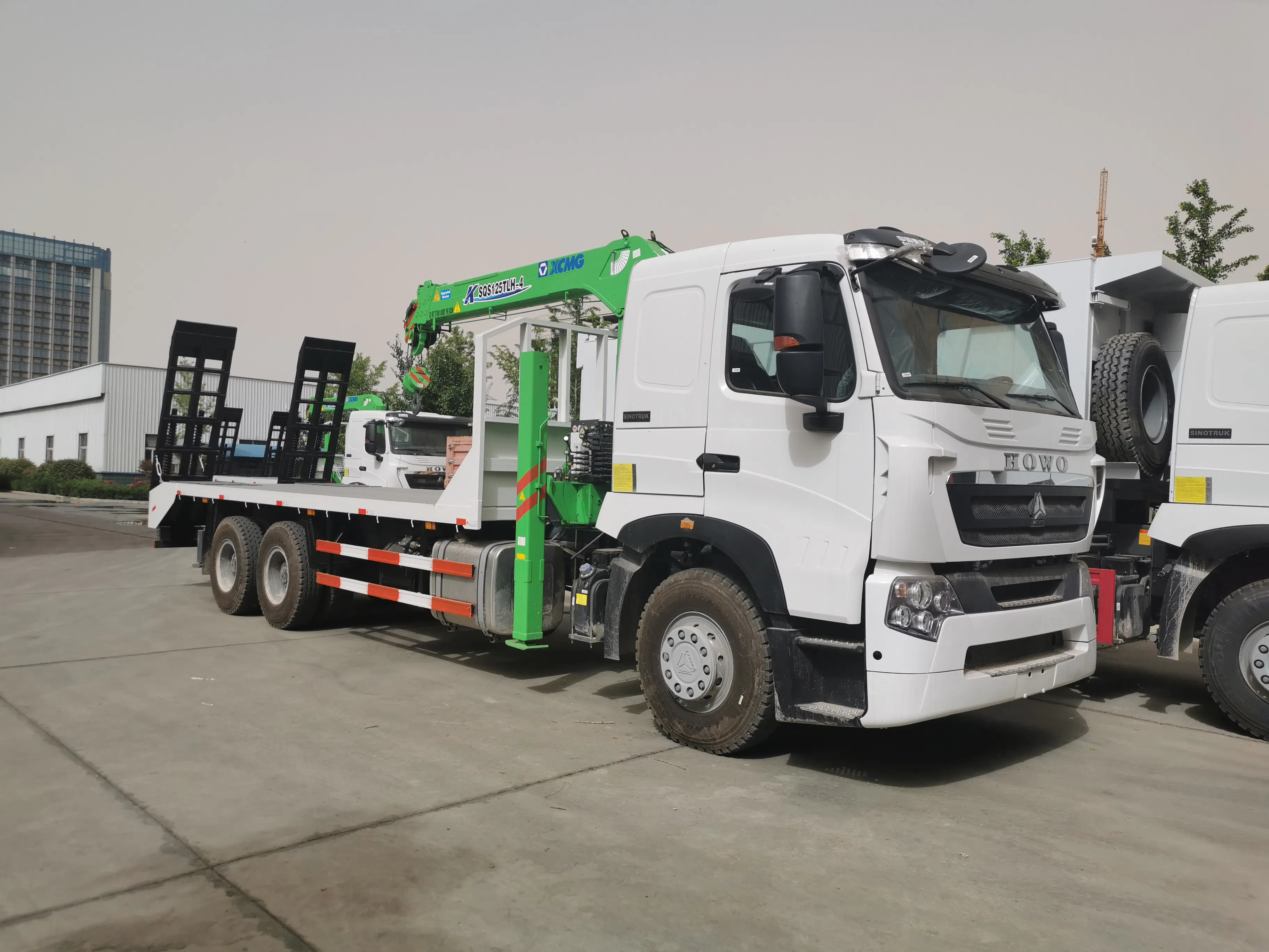 Straight Arm Crane Truck