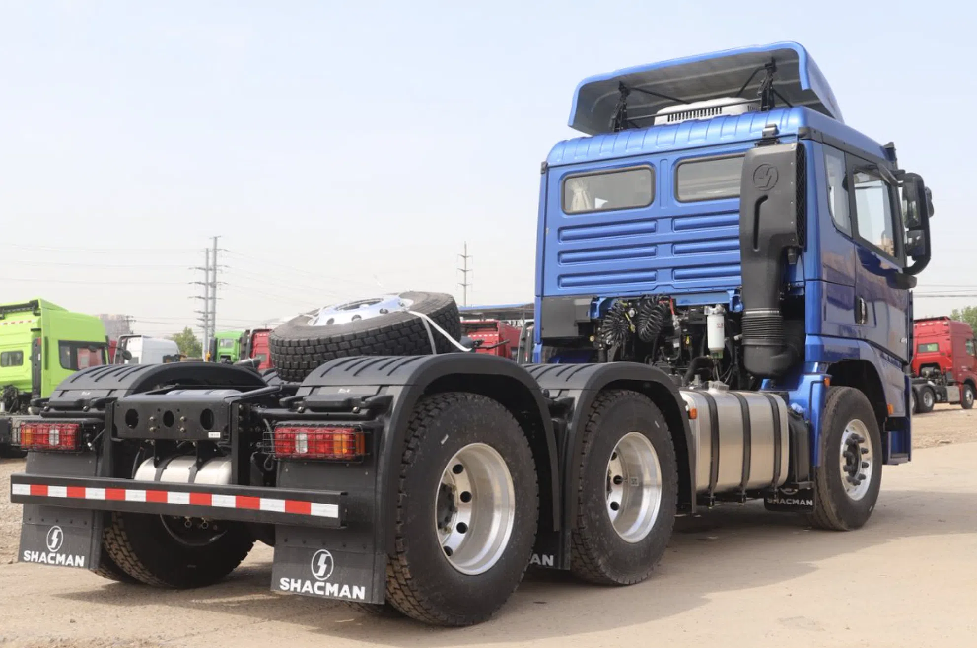 TRACTOR.webp