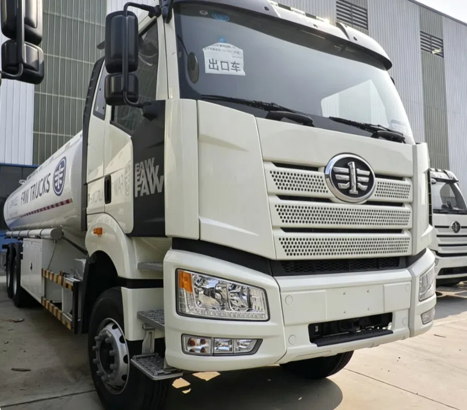 FAW J6P 6x4 Fuel tank truck