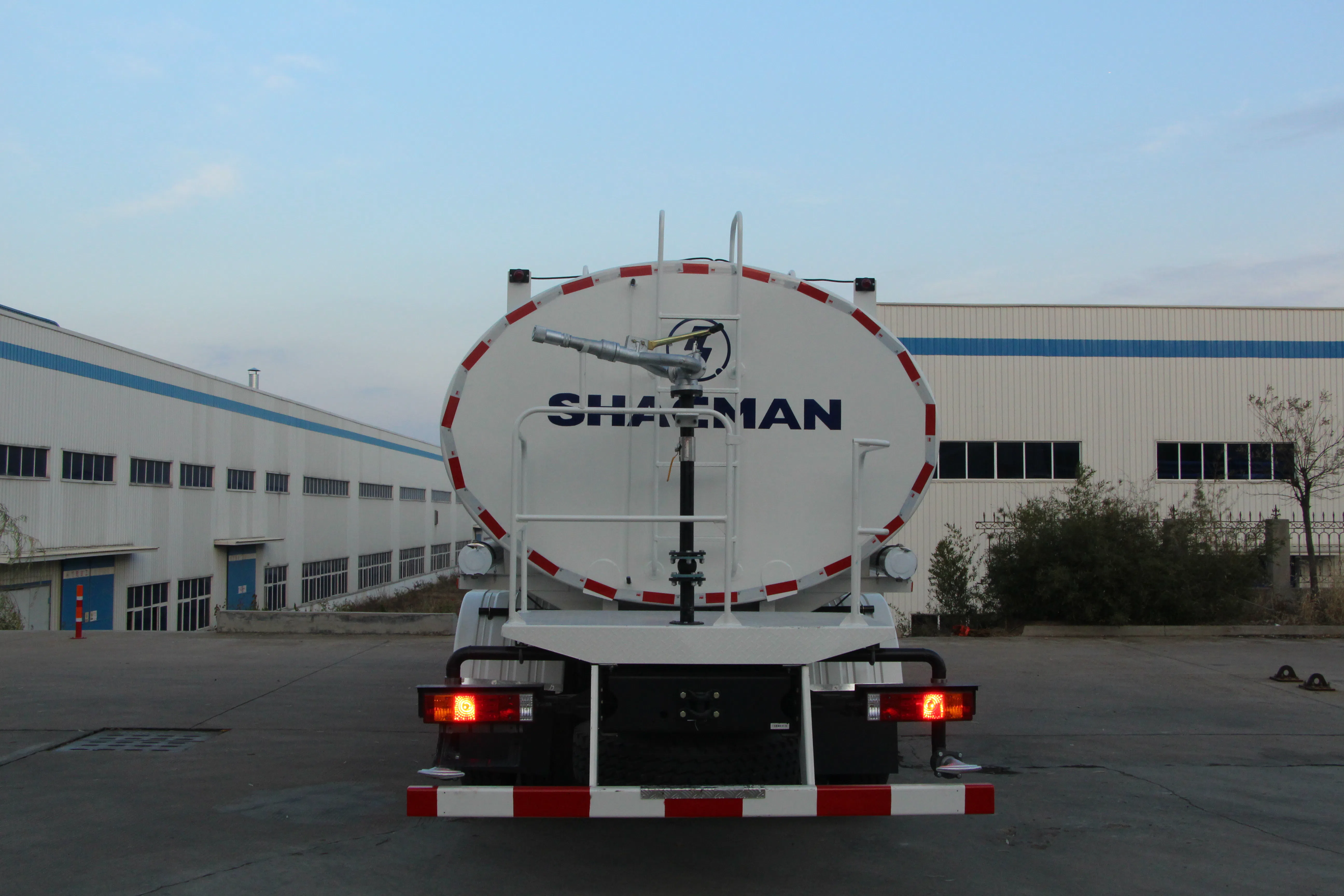 Water truck.webp