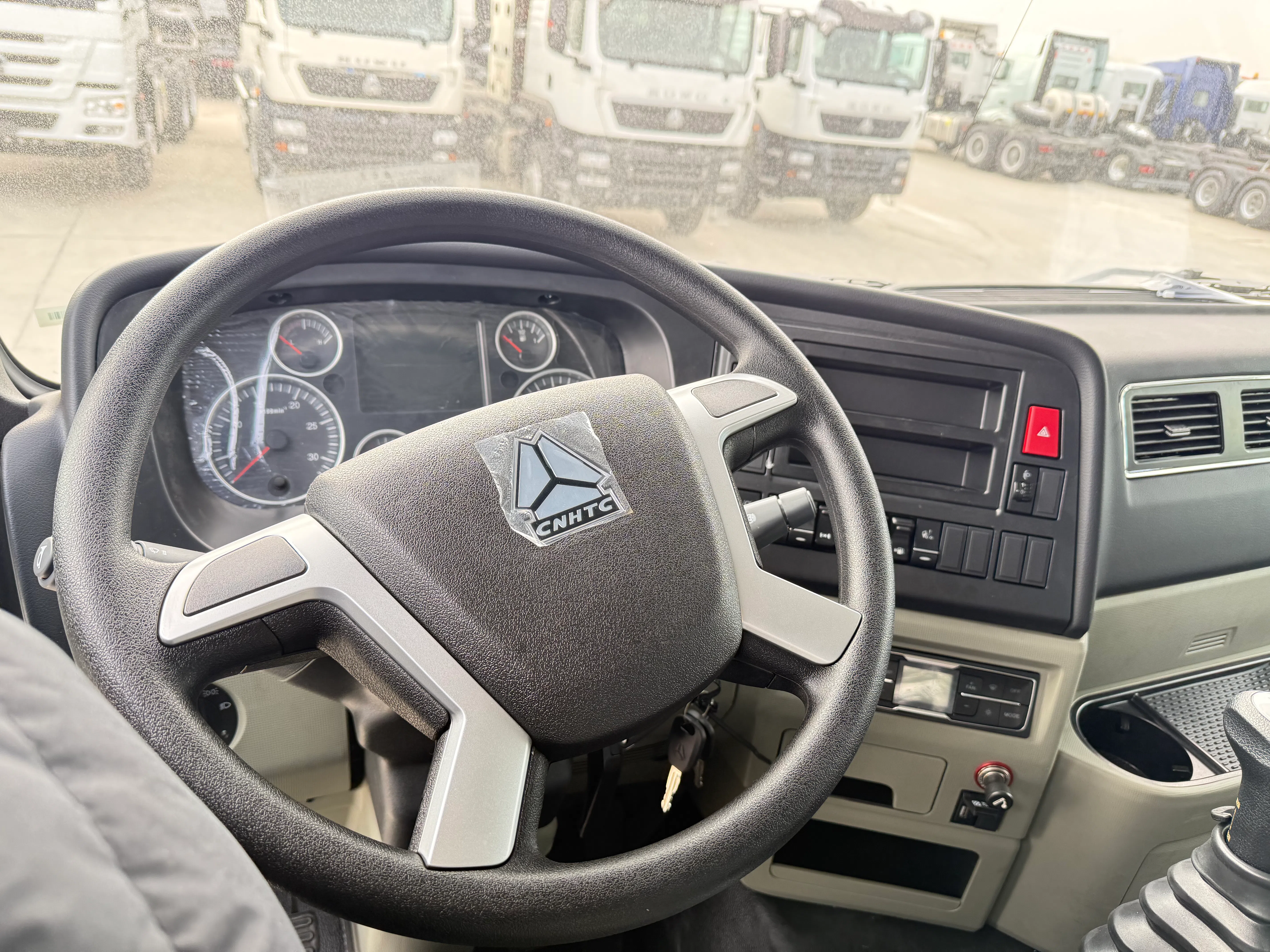 HOWO NX 4×2 TRACTOR TRUCK