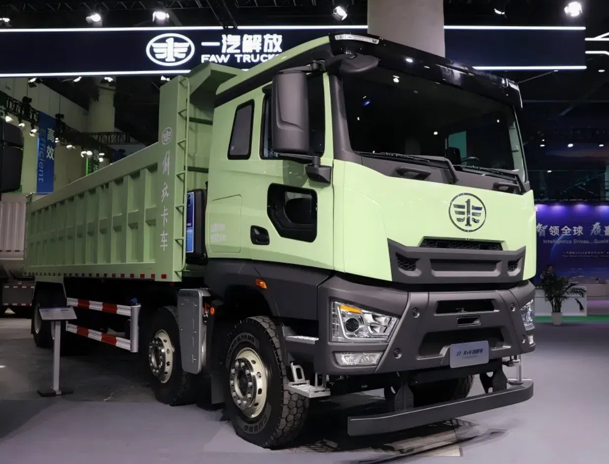 FAW J7 Dump Truck