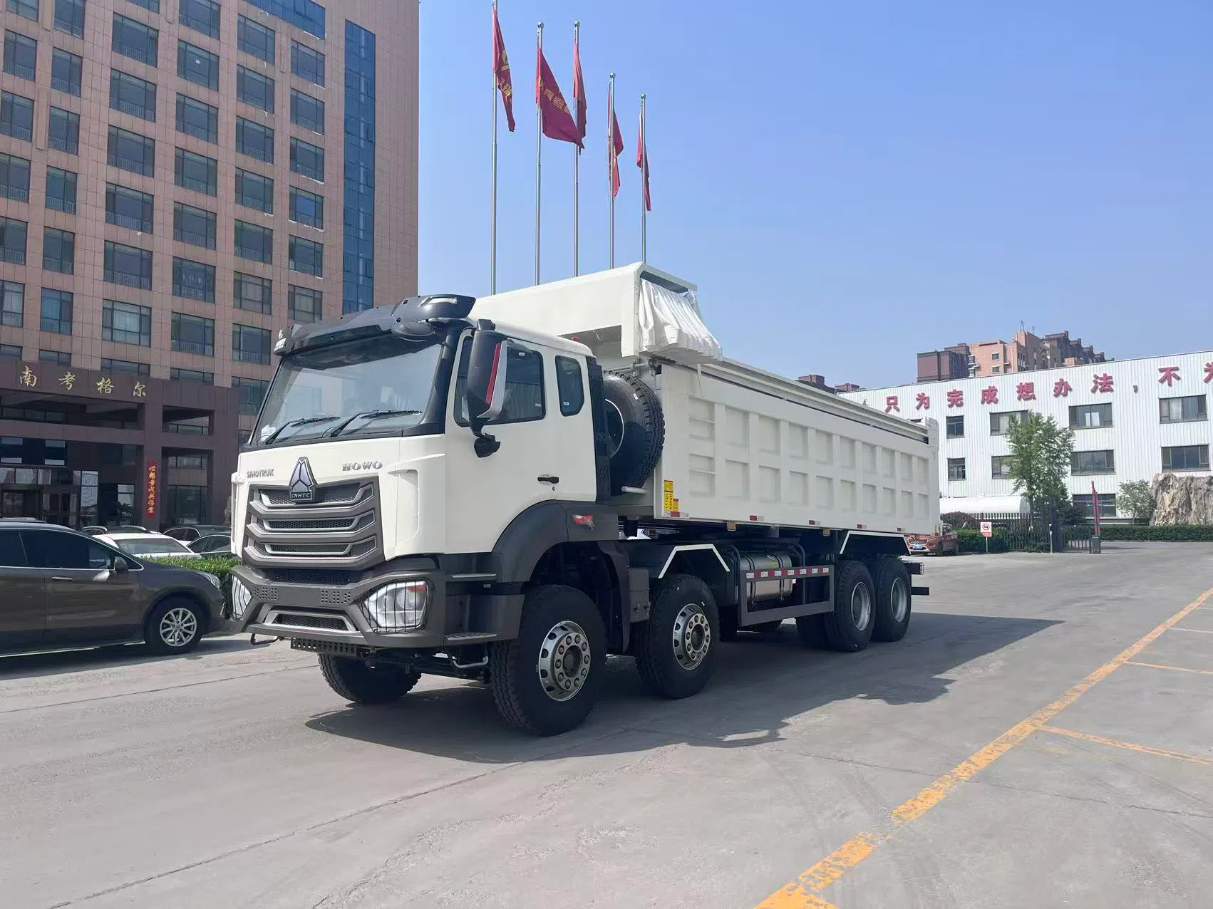 HOWO NX 8x4 Dump Truck